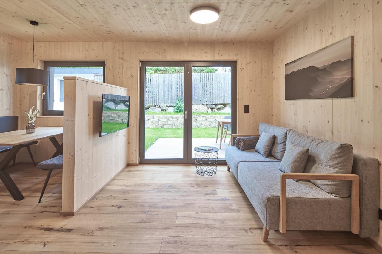 Black Forest Lodges - Gehobene Ferienwohnungen Mit Privatsaunas Tulfes Exterior foto